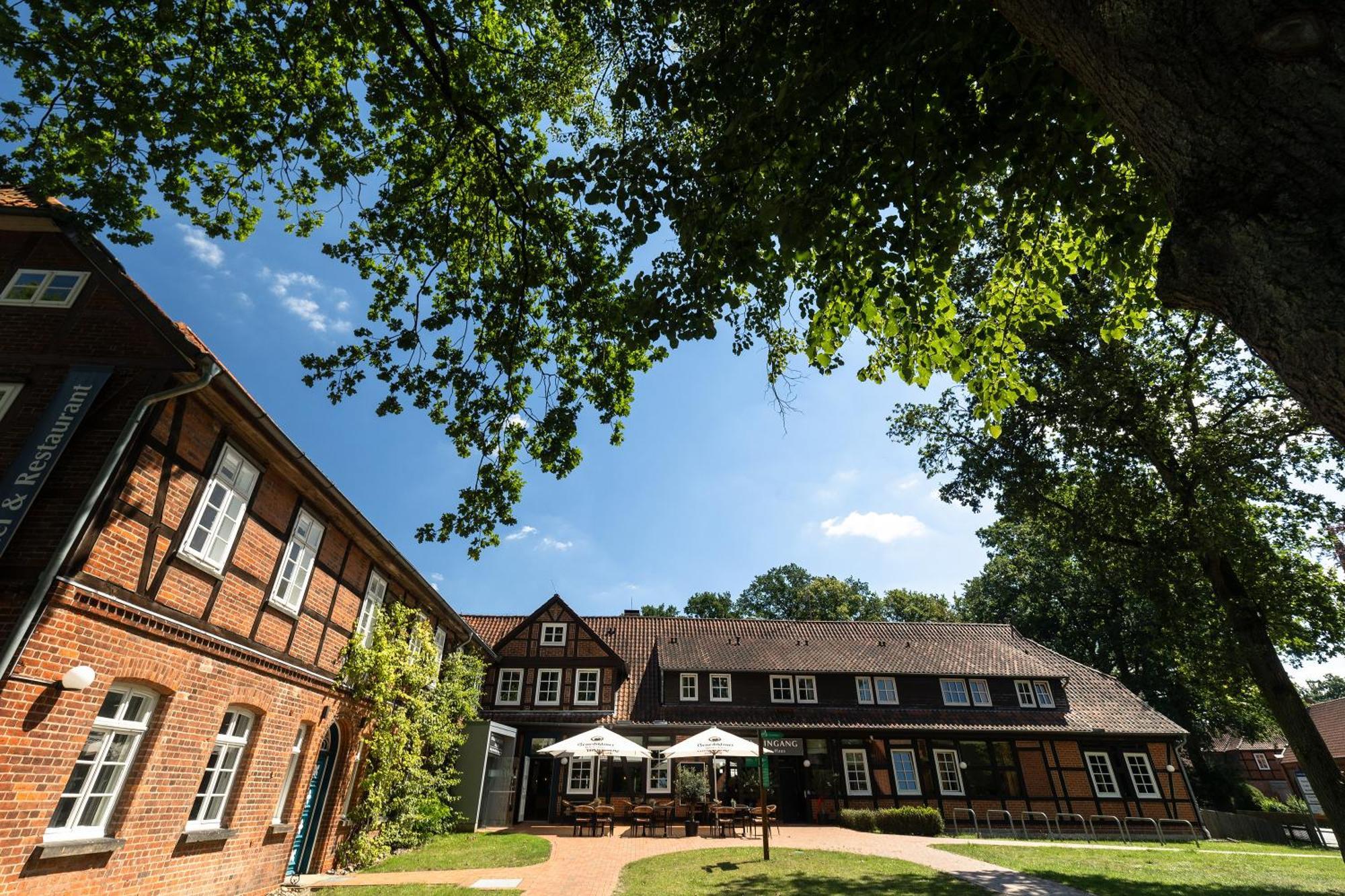 B M Hotel Im Ludwig- Harms- Haus 赫曼斯堡 外观 照片
