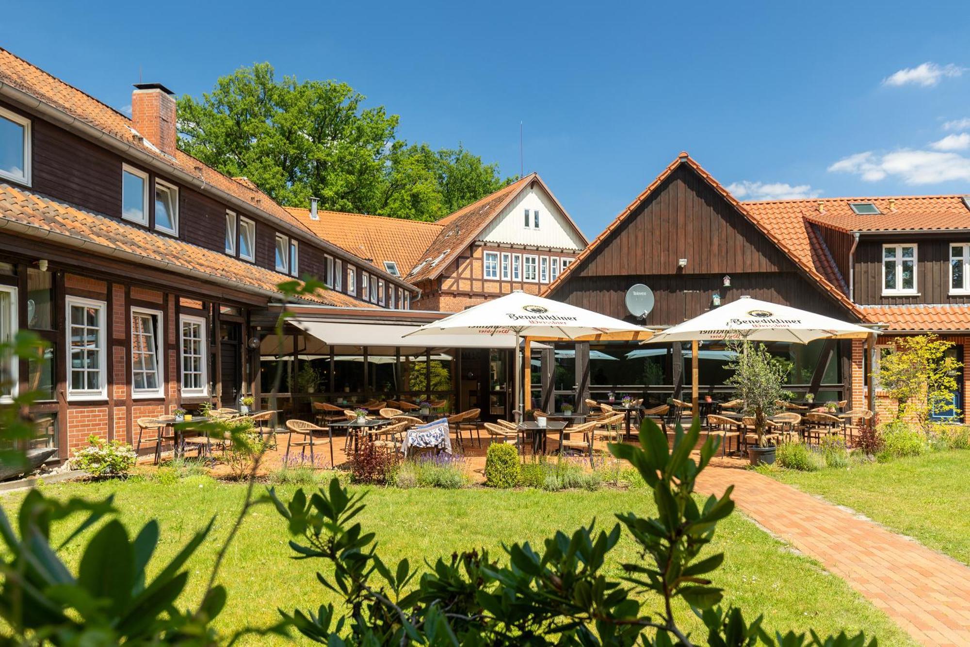 B M Hotel Im Ludwig- Harms- Haus 赫曼斯堡 外观 照片